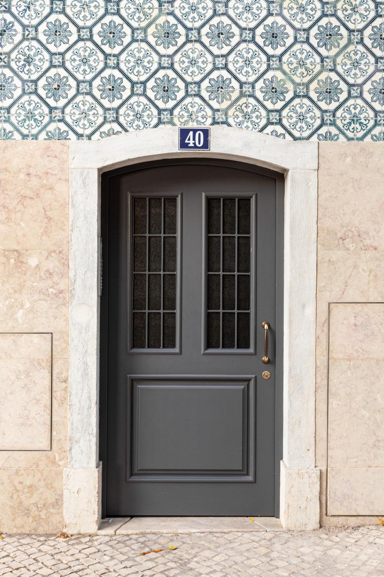 Apartment Cosy 1-br Belem With Parking & Ac By Host For Us *